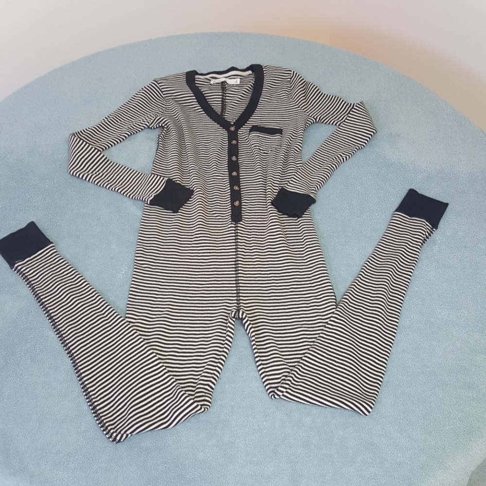 Ki-Line Long Pajamas-Women's Reg. S